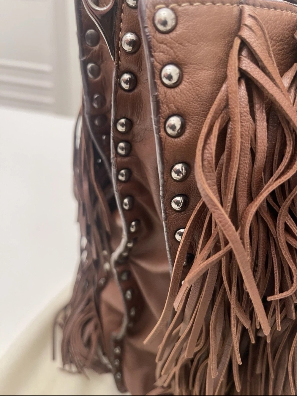 Prada large Brown Leather Fringe tote with Shoulder Strap studs - Picture 3 of 12